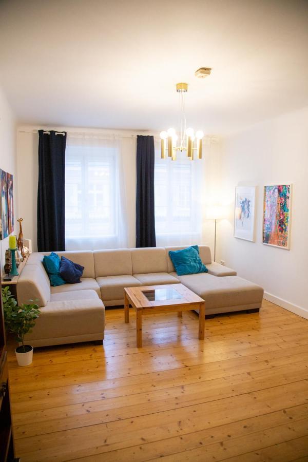 Velky 3-Izbovy Apartman Bratislava-Stare Mesto Exteriér fotografie