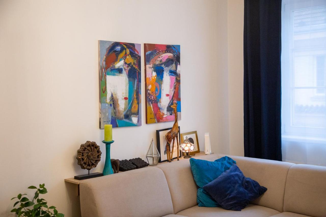 Velky 3-Izbovy Apartman Bratislava-Stare Mesto Exteriér fotografie