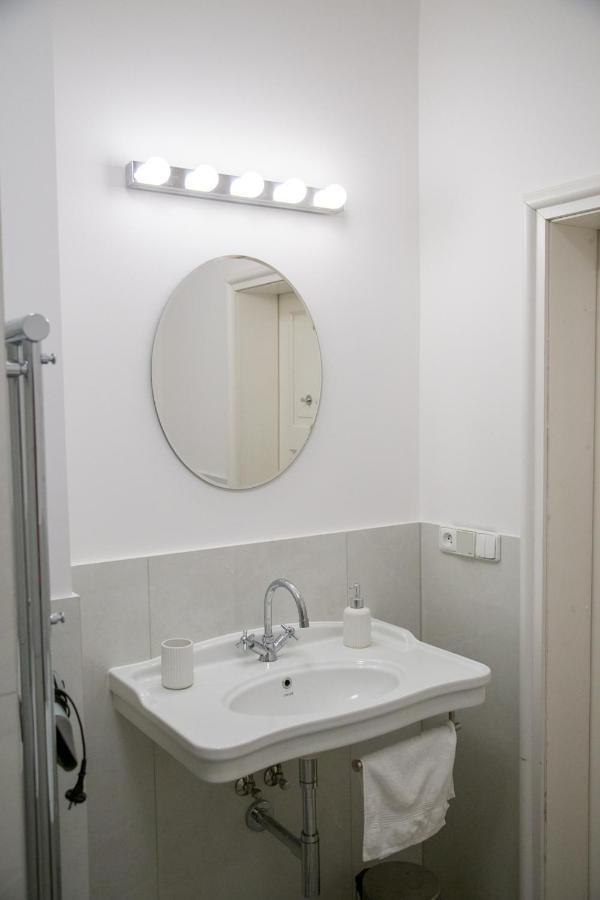 Velky 3-Izbovy Apartman Bratislava-Stare Mesto Exteriér fotografie